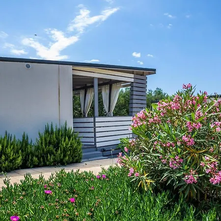 Rasin Mobile Homes Pakostane Exterior photo