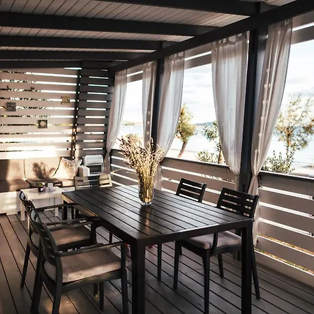 Rasin Mobile Homes Pakostane Exterior photo