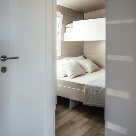 Rasin Mobile Homes Pakostane Exterior photo