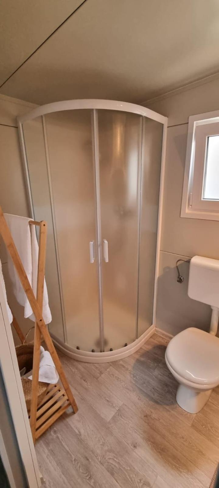 Casa vacanze Rasin Mobile Homes *