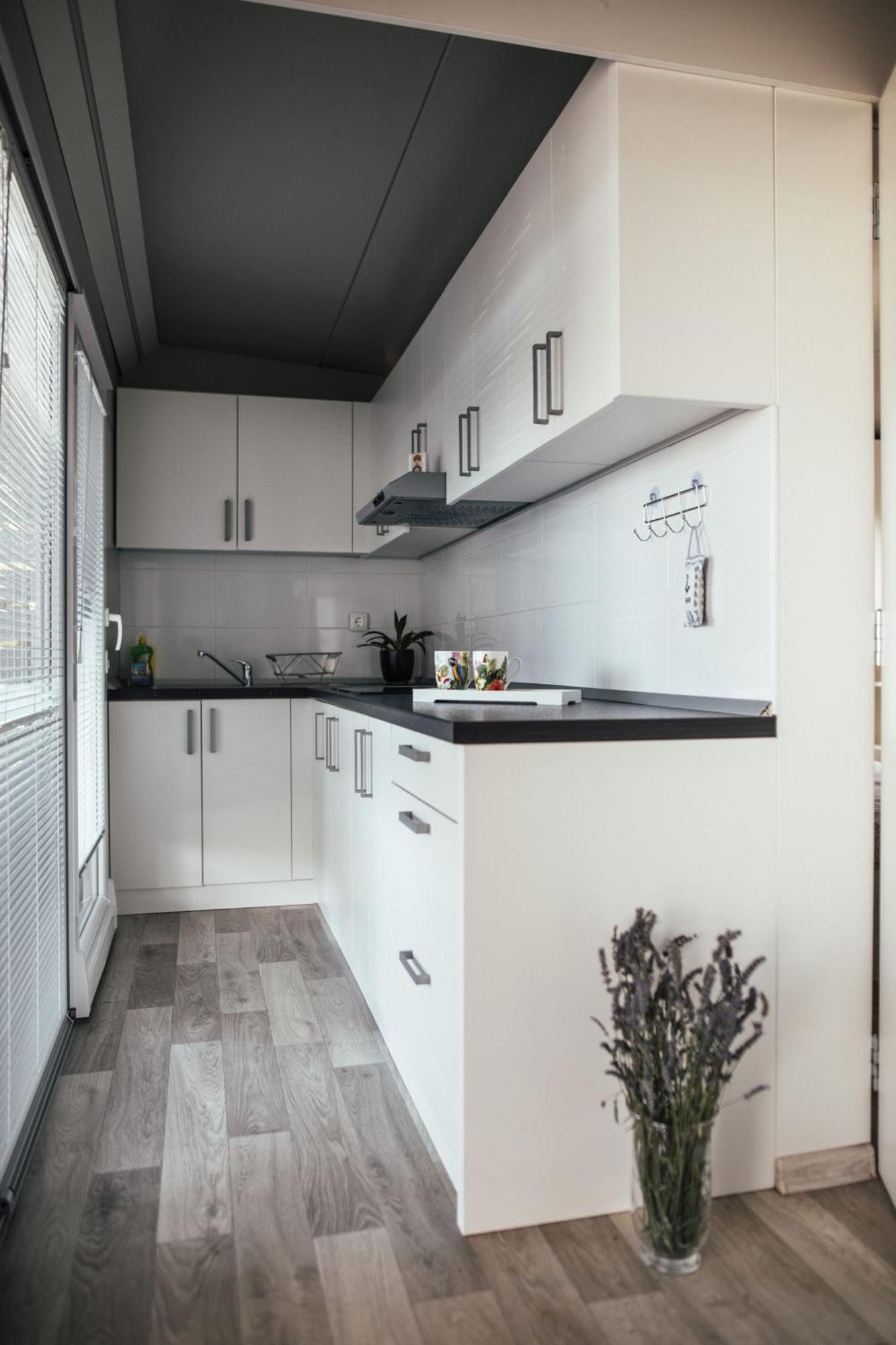 Rasin Mobile Homes *