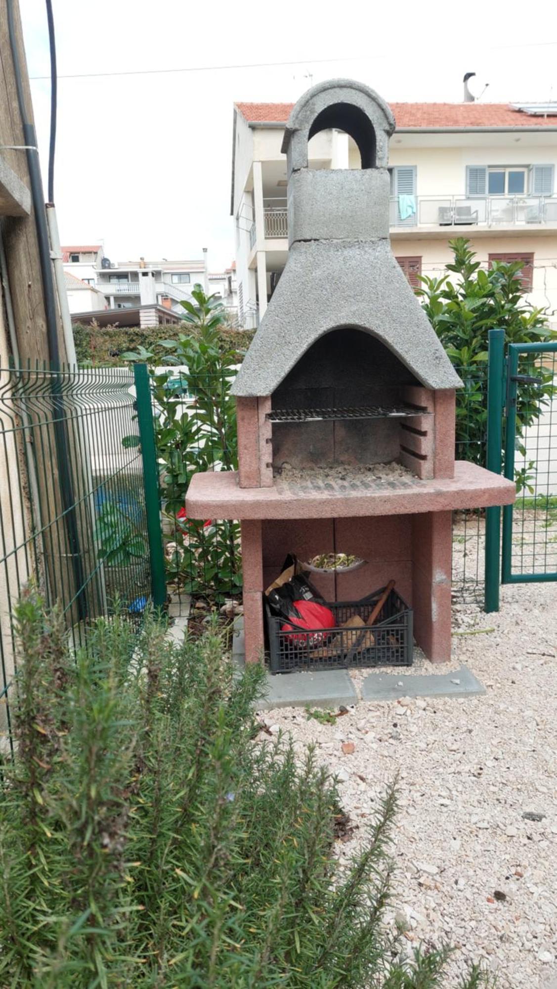 Rasin Mobile Homes *